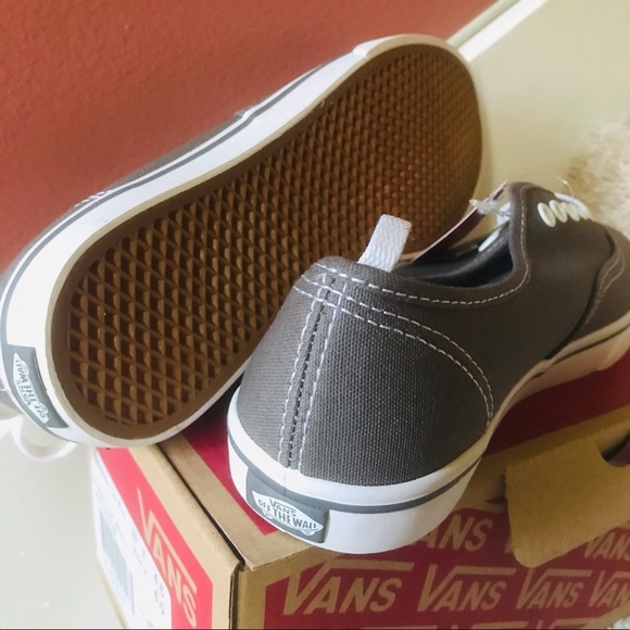 Last 1 🌈 Vans Authentic Lo Pro  Pewter shoes - Picture 5 of 5